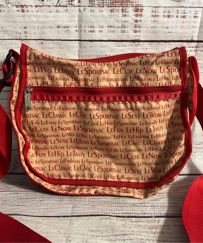 LeSportSac Jonathan Alder Women's Red & Beige Shoulder Bag