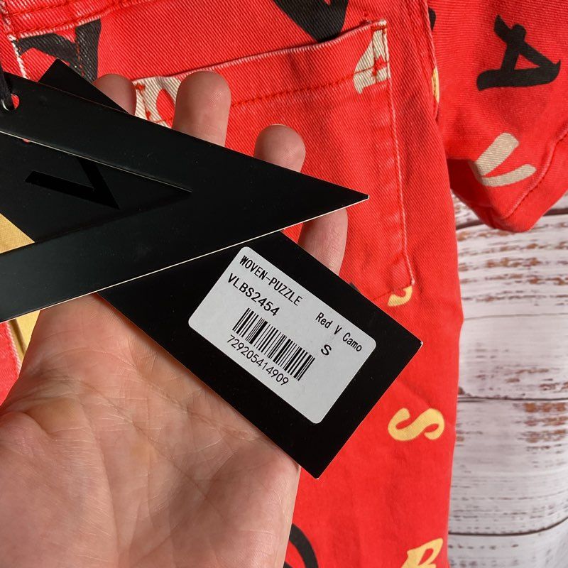 NWT Valabasas Puzzled Red Denim S/S 2 pc Pants Suit Top Size S Pants Size 32