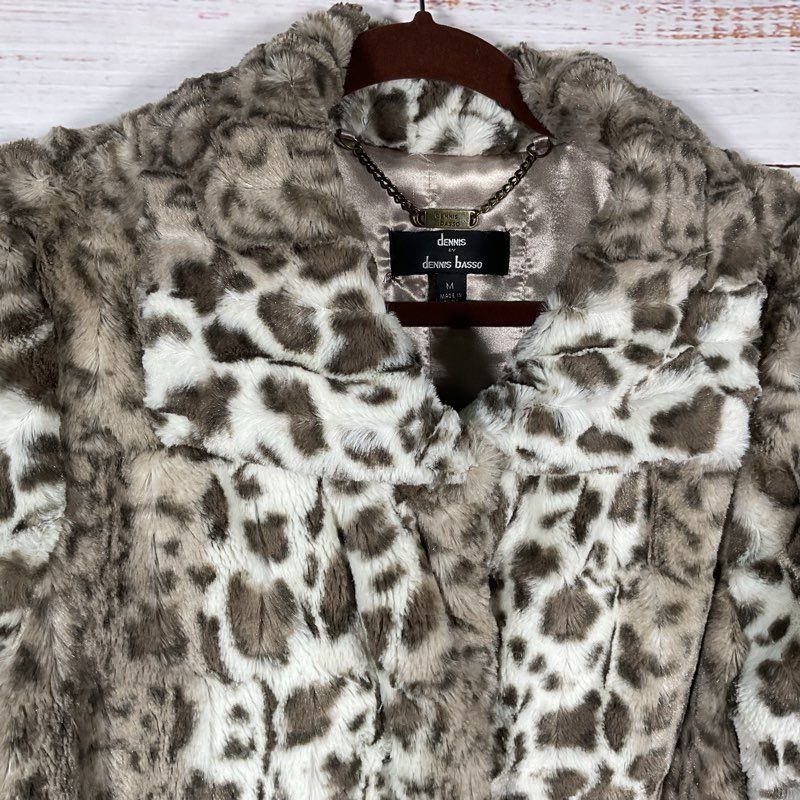Dennis Basso White/Gray Snow Leopard Print Faux Fur Jacket - Size M