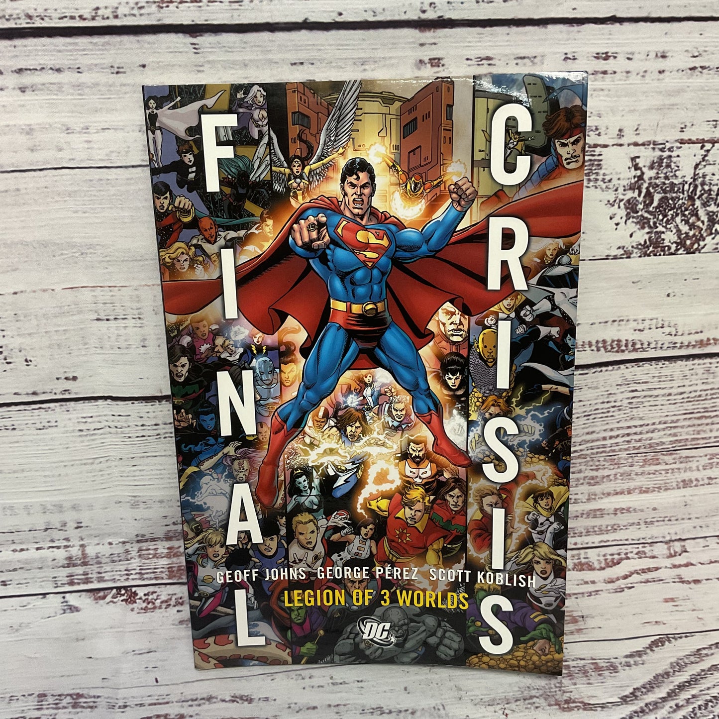 DC Comics Final Crisis: Legion Of Three Worlds Superman 2009