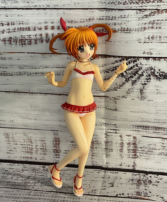Magical Girl Lyrical Nanoha Takamachi Swimsuit Ver 1/4 Figurine
