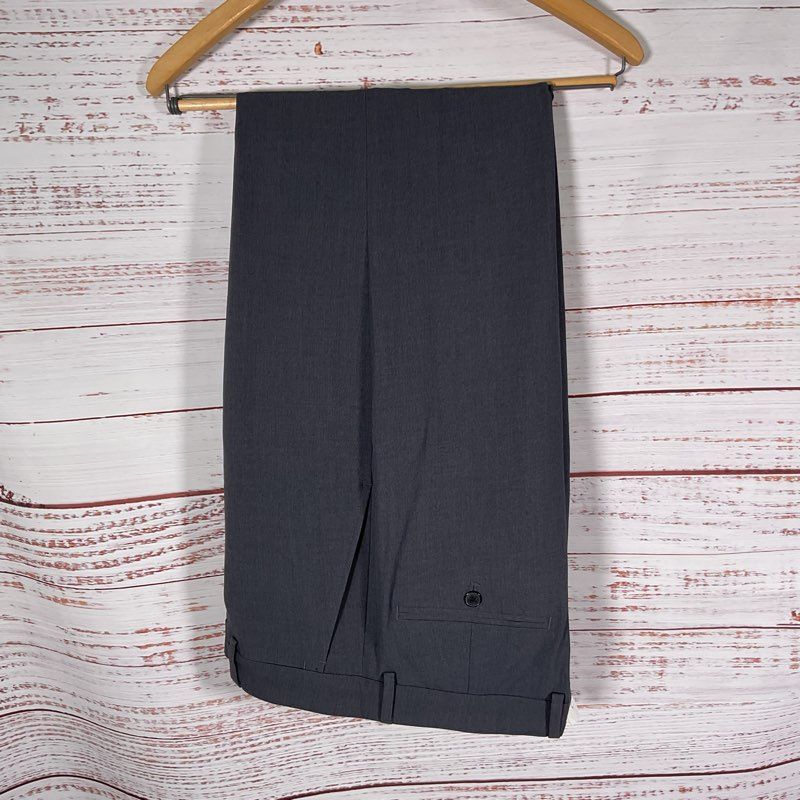 NWT Nautica Gray Bi-Stretch Poly Blend 2 pc. Suit - Size 40R
