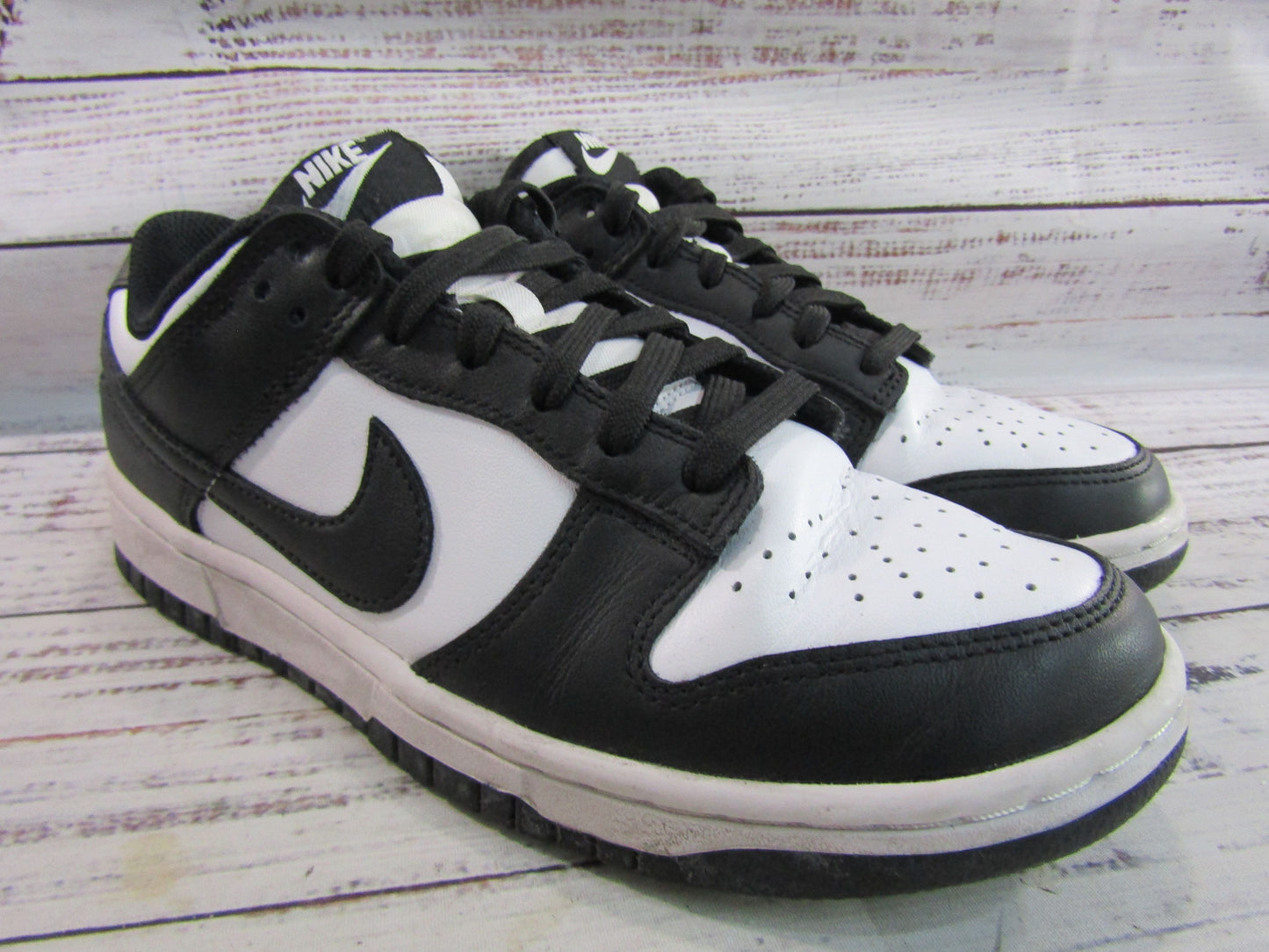 Nike Dunk Low Women's Black & White Low Top Sneakers Size 7.5 DD1503-101