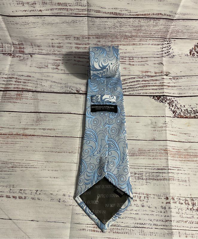 Men's Giorgio Armani Silk Paisley Pattern Blue Tie