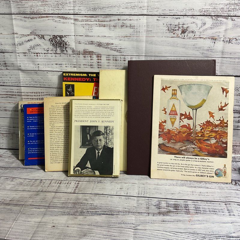 Mixed Lot Of 8 Vintage John F. Kennedy Books/Magazines 6 Paperback 2 Hardcover