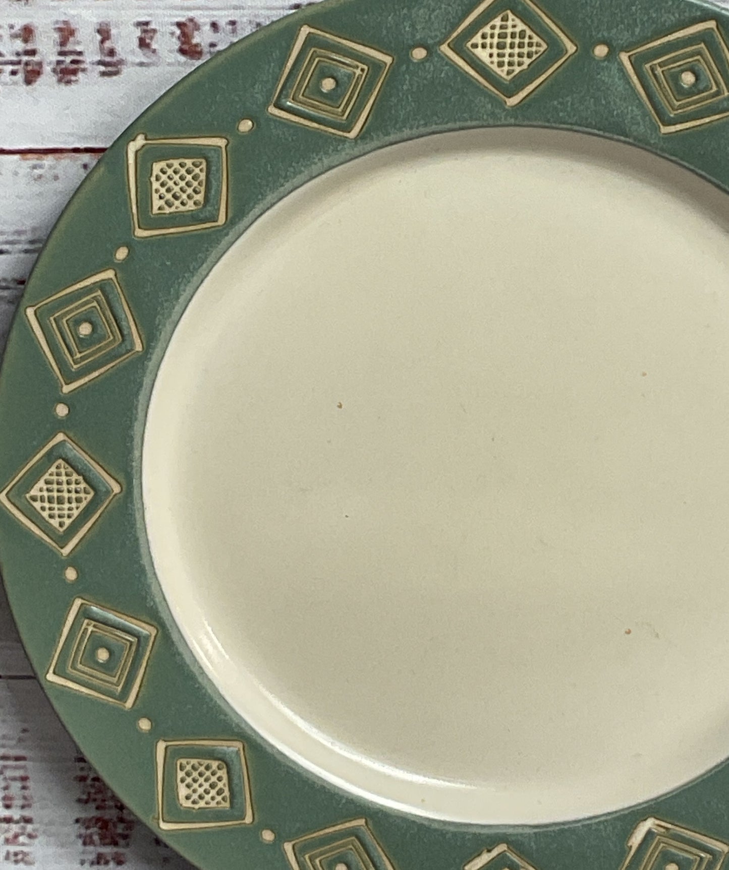 Pottery Barn Bongo Circles 7" Set of 5 Salad Plates Multicolor