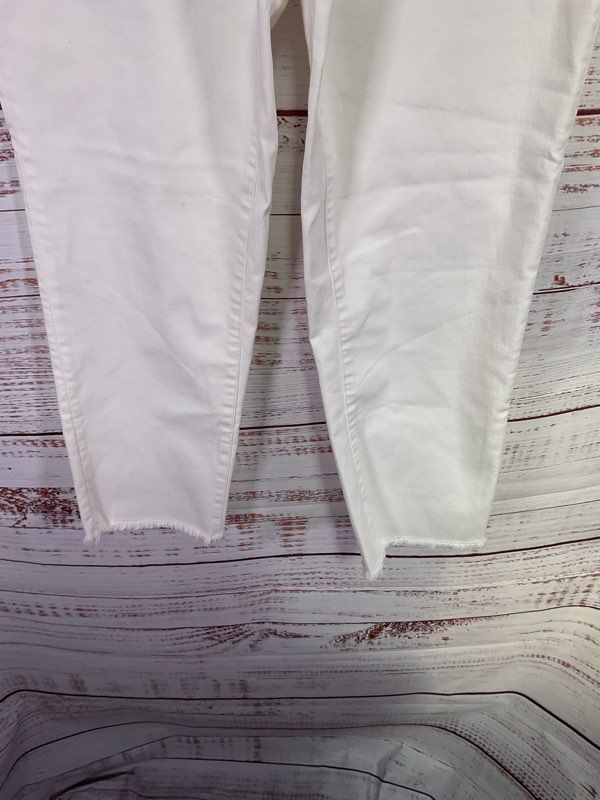 NWT Tommy Bahama Denim Ella Twill High Rise Straight Crop White Jeans 6/ 25.5