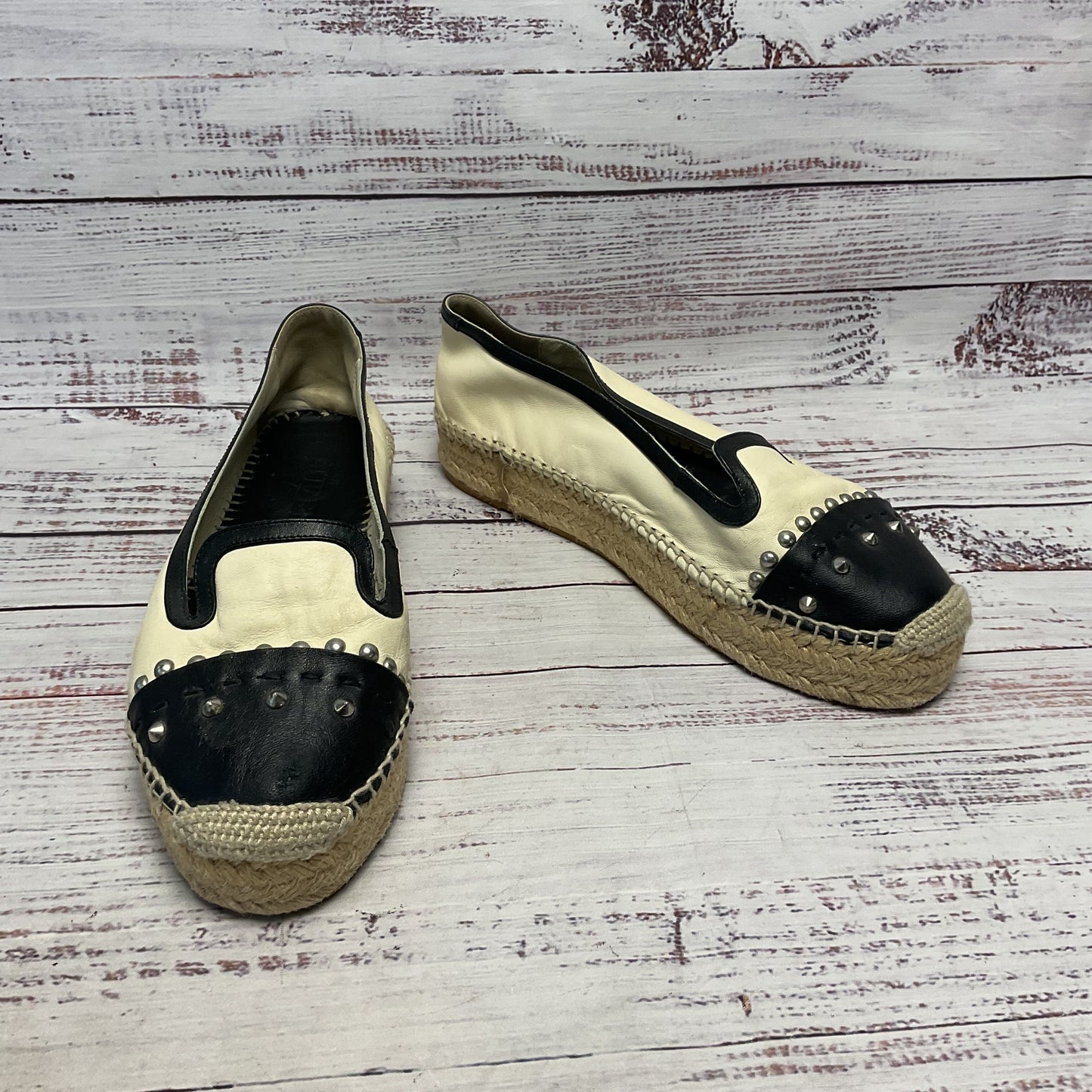 Alexander McQueen White Black Nappa Leather Studded Espadrille Flats Women Sz 8
