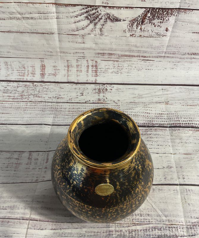 Vintage Stangl Hand Painted 22kt Gold Black Vase 5"