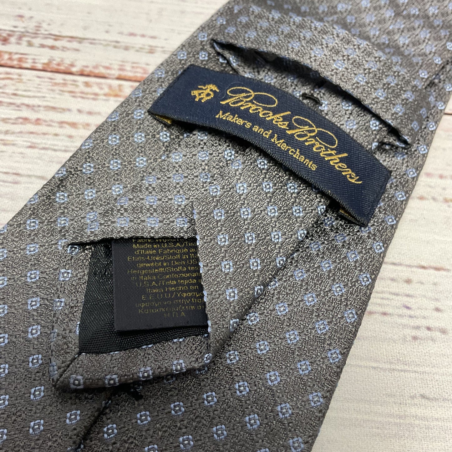 Brooks Brothers Grey Light Blue Textured Silk Neck Tie - Size 58"