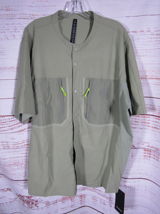 Lululemon Men's Green Water-Repellent Hiking Short Sleeve Shirt Size XXL