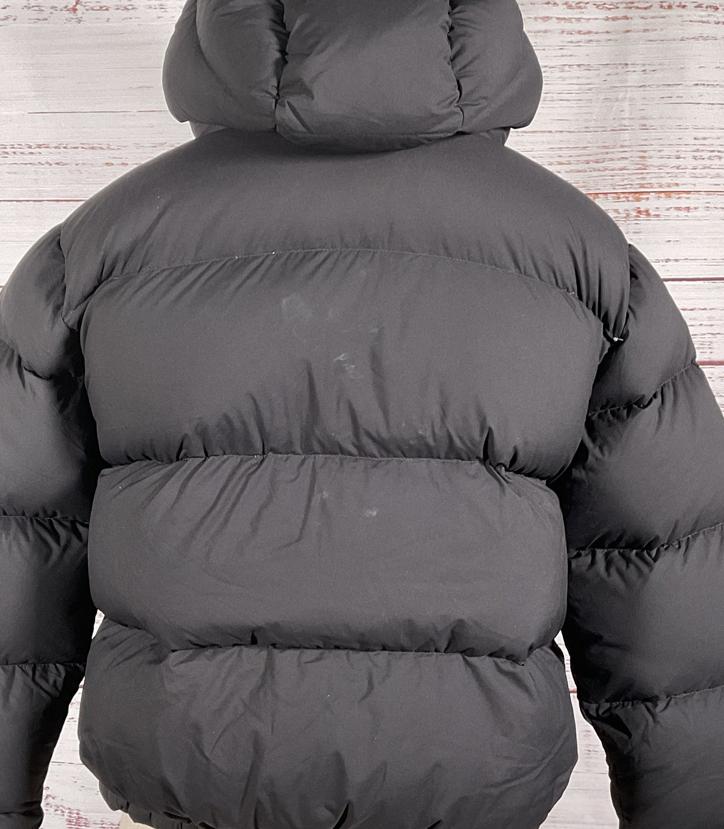 TNA Aritzia The Super Puff Shorty CliMATTE Jacket Black M