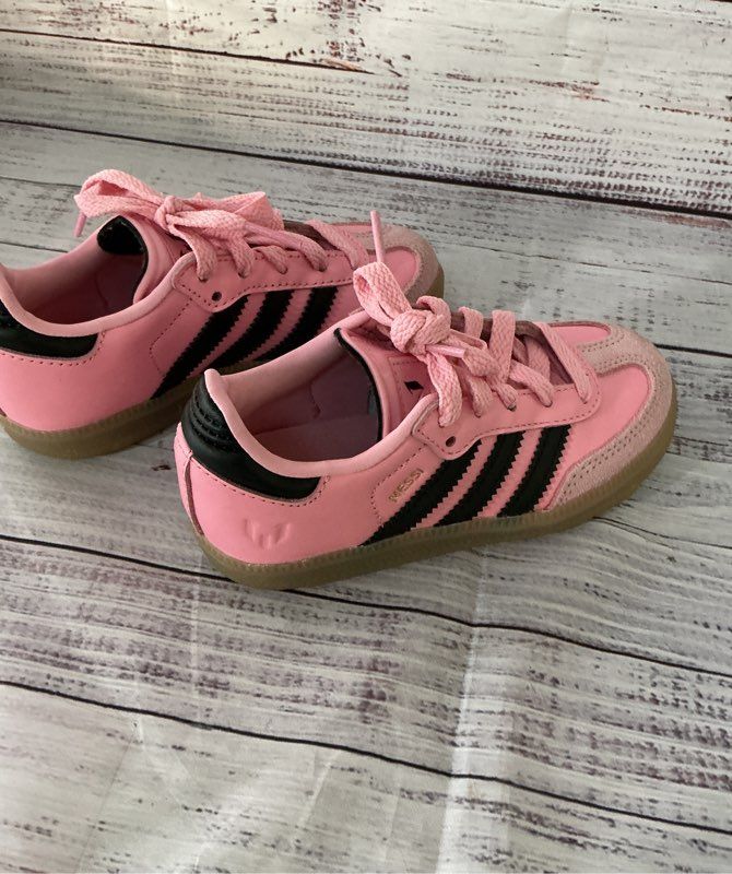 Kids Adidas Samba Messi Pink Sneakers 10K (4-5 YRS)