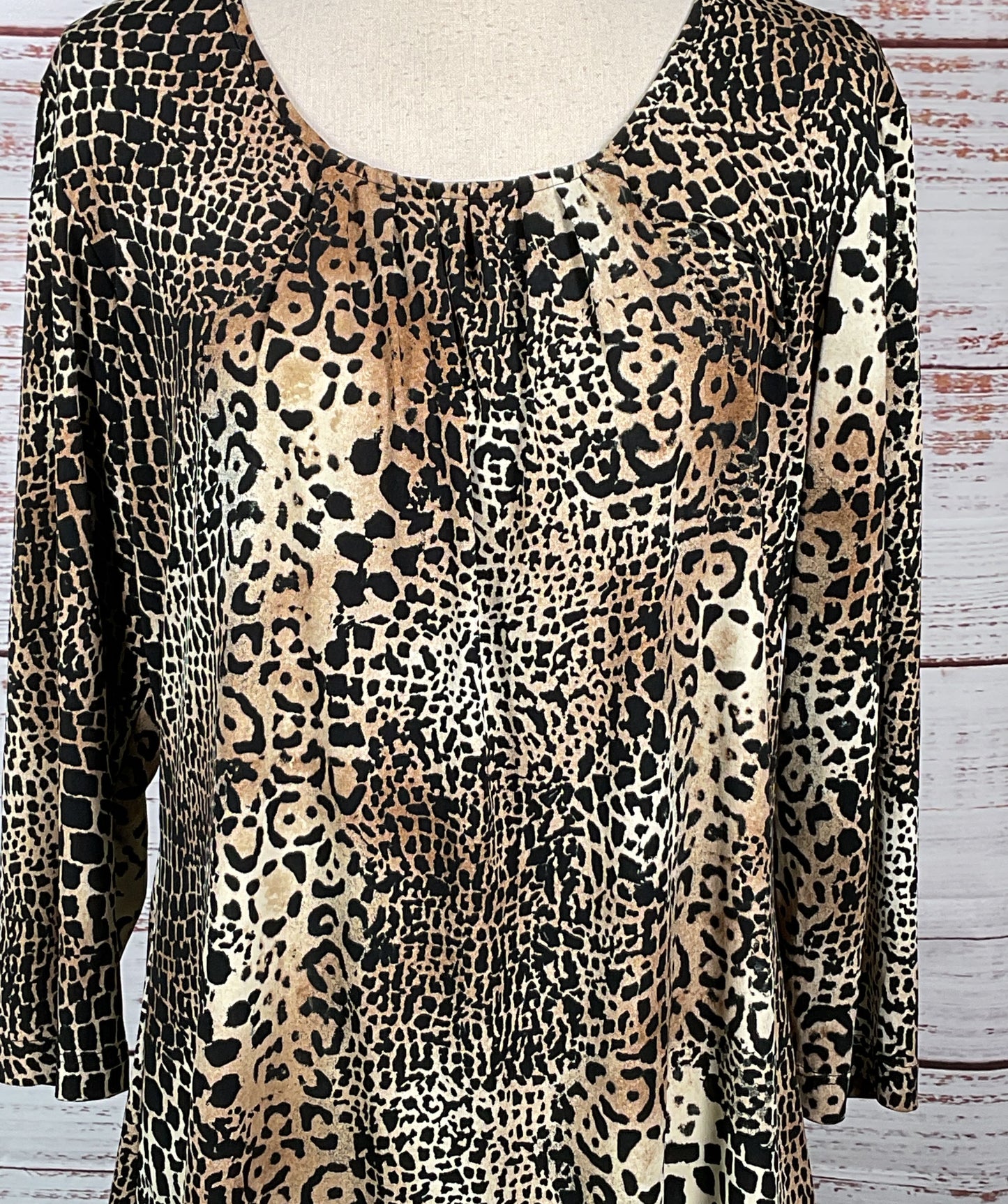 Chico's Lizzie 3/4 Sleeve Top Animal Craze Bliss 2