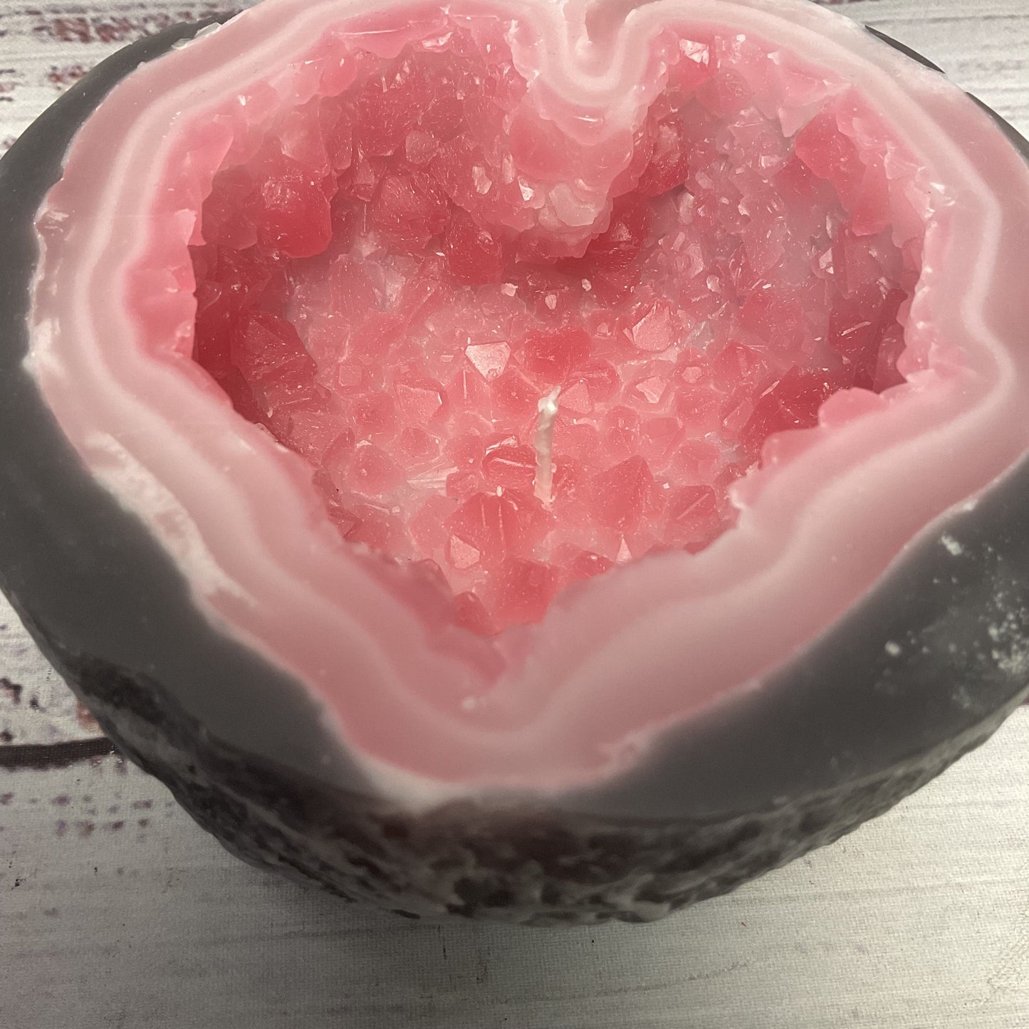 Amethyst & Amber Rose Quartz Heart Shaped Crystal Geode Unscented Candle New