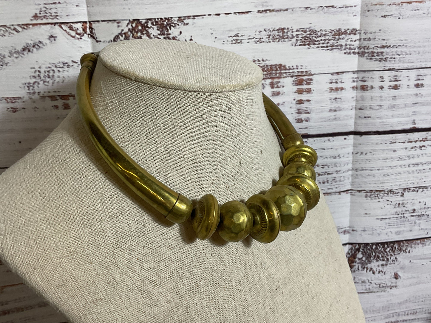 VTG. Modernist Hammered Chunky Brass Statement Necklace- 16"