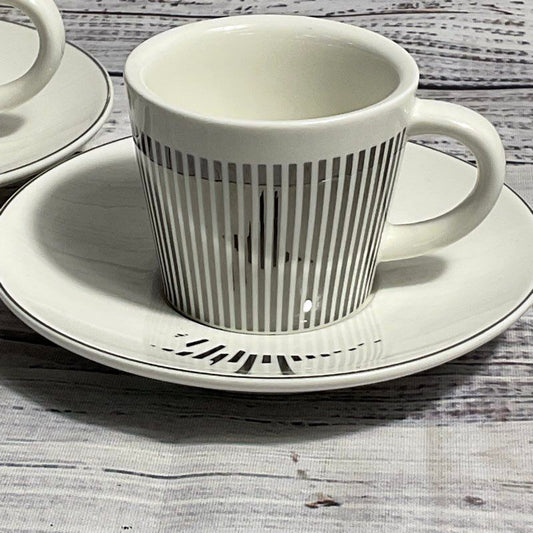 Set Of 2 Baroflane Anamorphic Bird Mirror Reflection Espresso Cups & Saucers