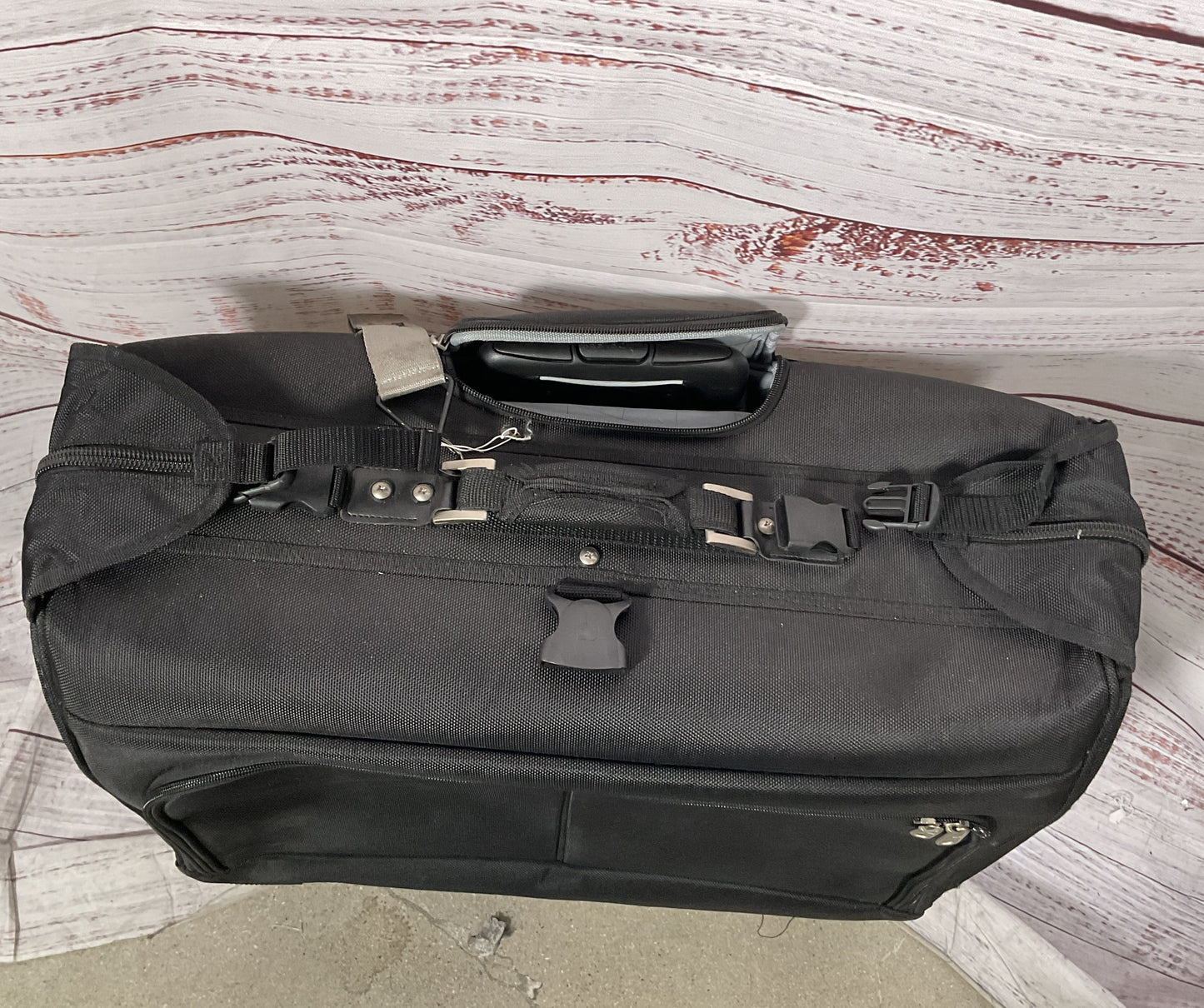 Delsey Rolling Garment Bag Suitcase Black