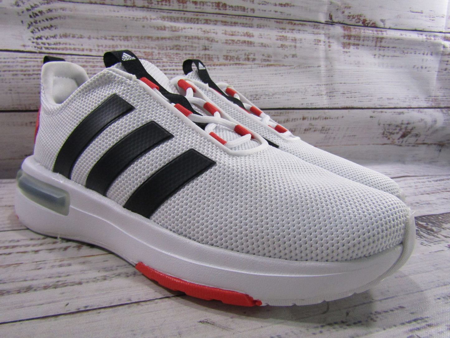 Adidas Racer TR23 Boy's White Low Top Sneakers Size 5 IG4925