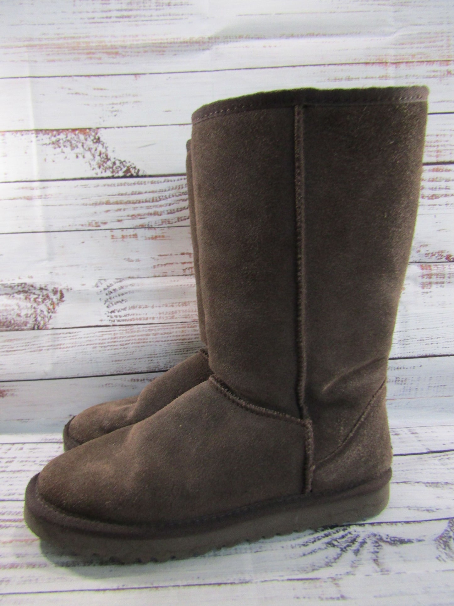 UGG Women's Brown Suede Shearling Boots Size 10