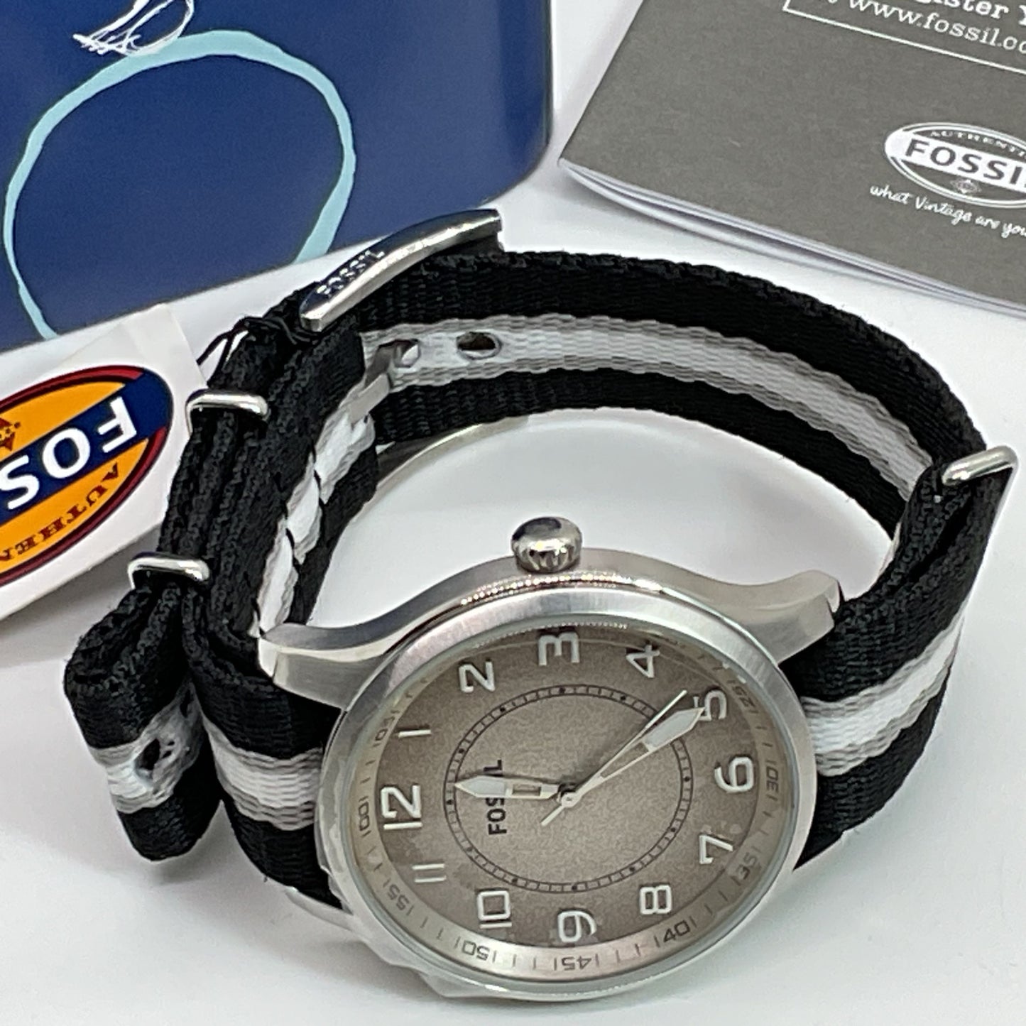 NWT FOSSIL FS4529 Men's Sport Black/White Nylon Strap Taupe Dial Watch