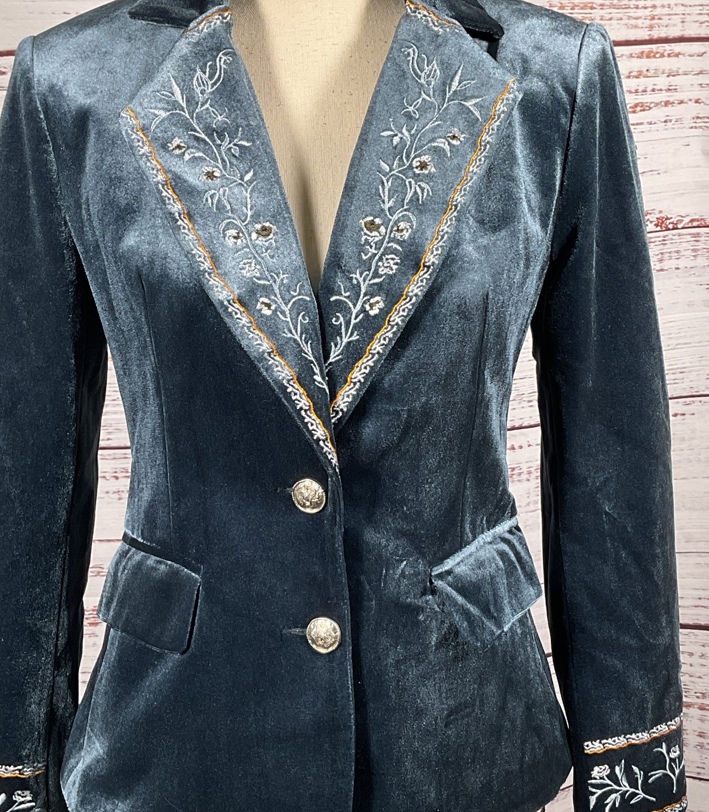 Futario Embroidered Cuff Floral Velvet Blue XS