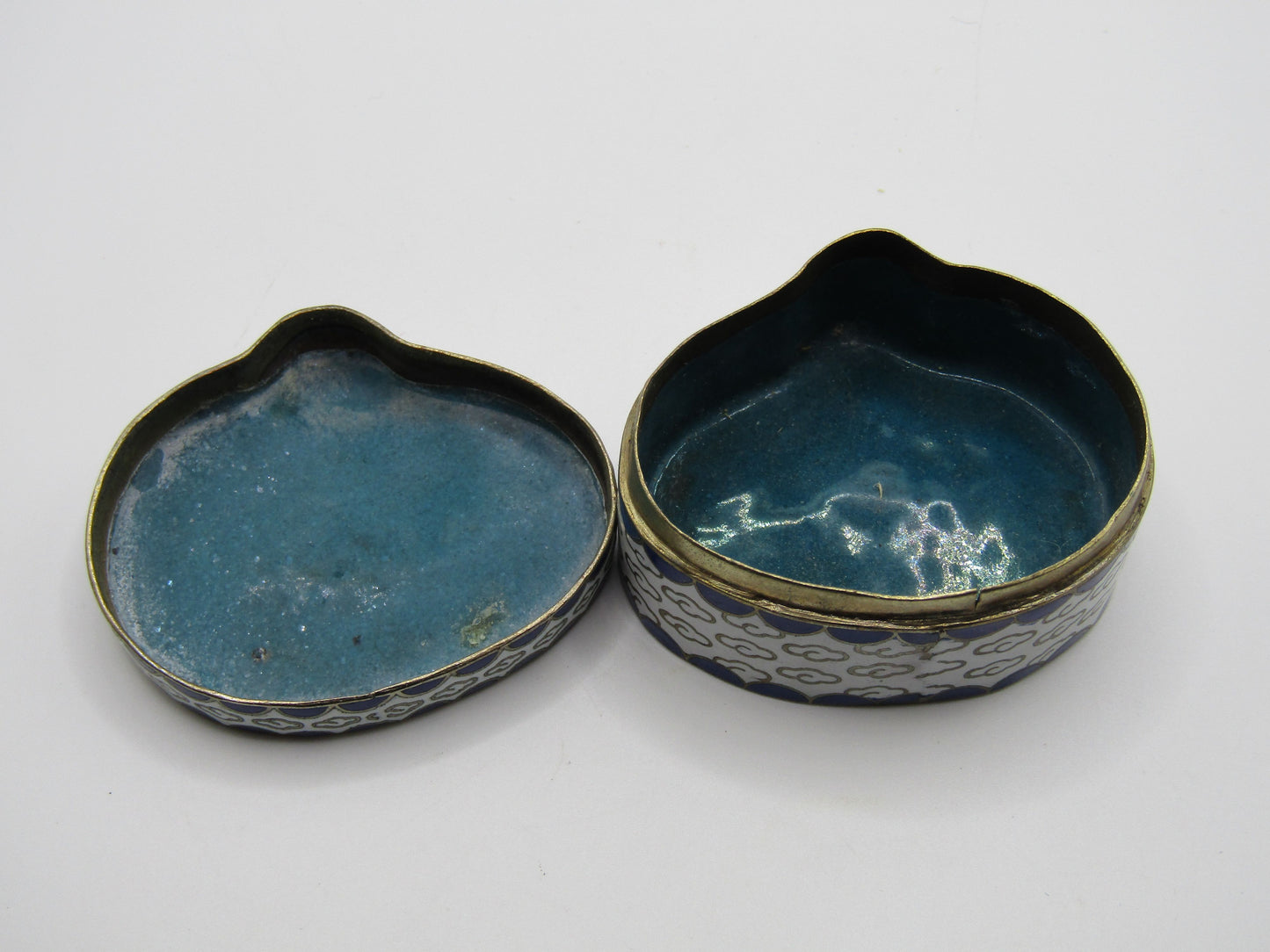 Vintage Handcrafted Cloisonne Enamel Floral Bird Motif Pill Box