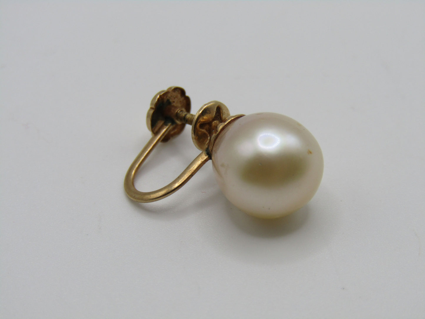SINGLE 14k Yellow Gold 9mm Freshwater Baroque Pearl Stud Earring