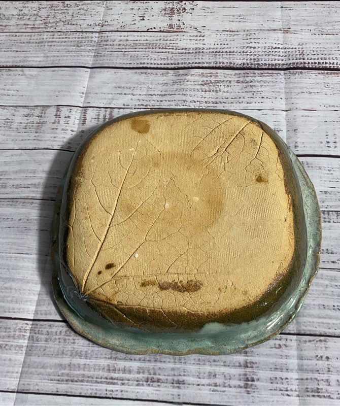 Vintage Ceramic Green/brown Bowl Dish Leaf Pattern 9"