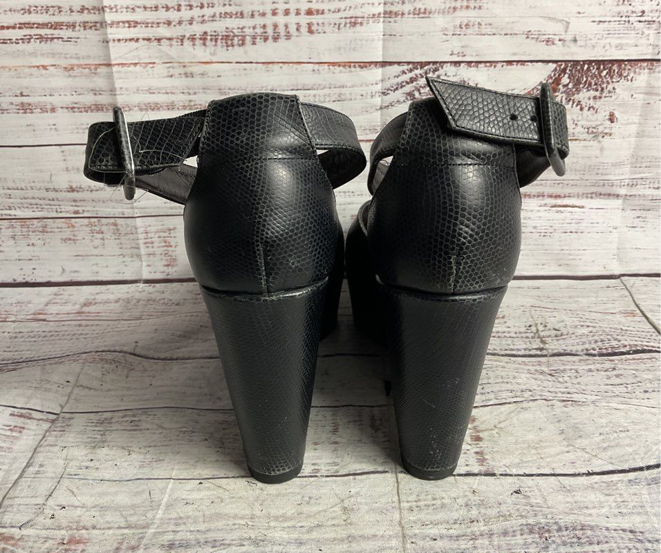Robert Clergerie Reptile Embossed Dylan Platform Sandal Black 7