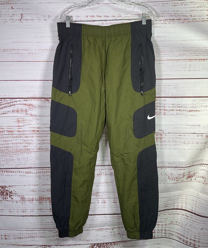 Nike Re-Issues Zip-Through Tracksuit Olive Green M
