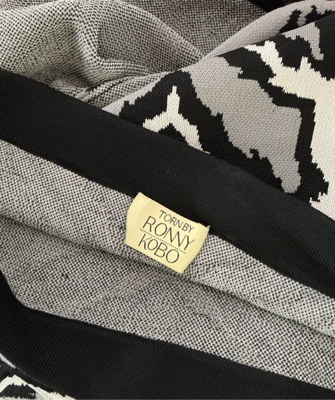 Women's Torn by Ronny Kobo Black and White Zebra Print Knit Skirt Size M