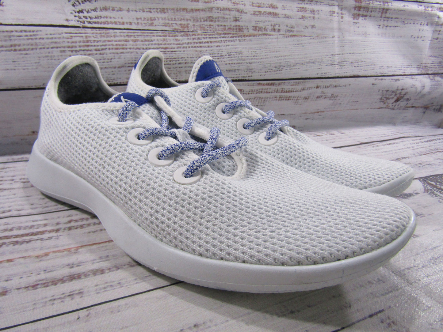 All Birds . White Athletic Shoe Women .