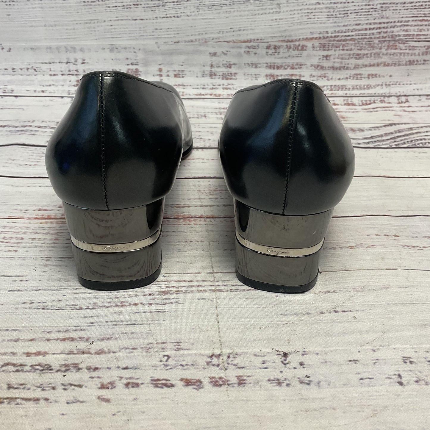 Salvador Ferragamo Gun Metal Mirror Heel Pump Heel Women Size 8.5