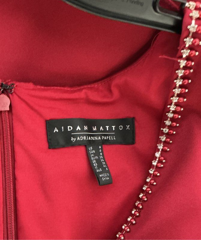 NWT Aidan Mattox Red Stretch Mikado A-Line Gown Size 4 Retail $395