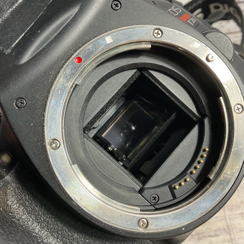 Canon EOS Rebel T2i Digital SLR Camera Body Only DS126271