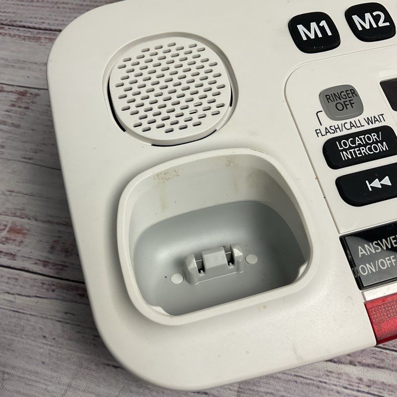 Panasonic KX-TGM420 White Amplified Cordless Telephone *NO CORDS*