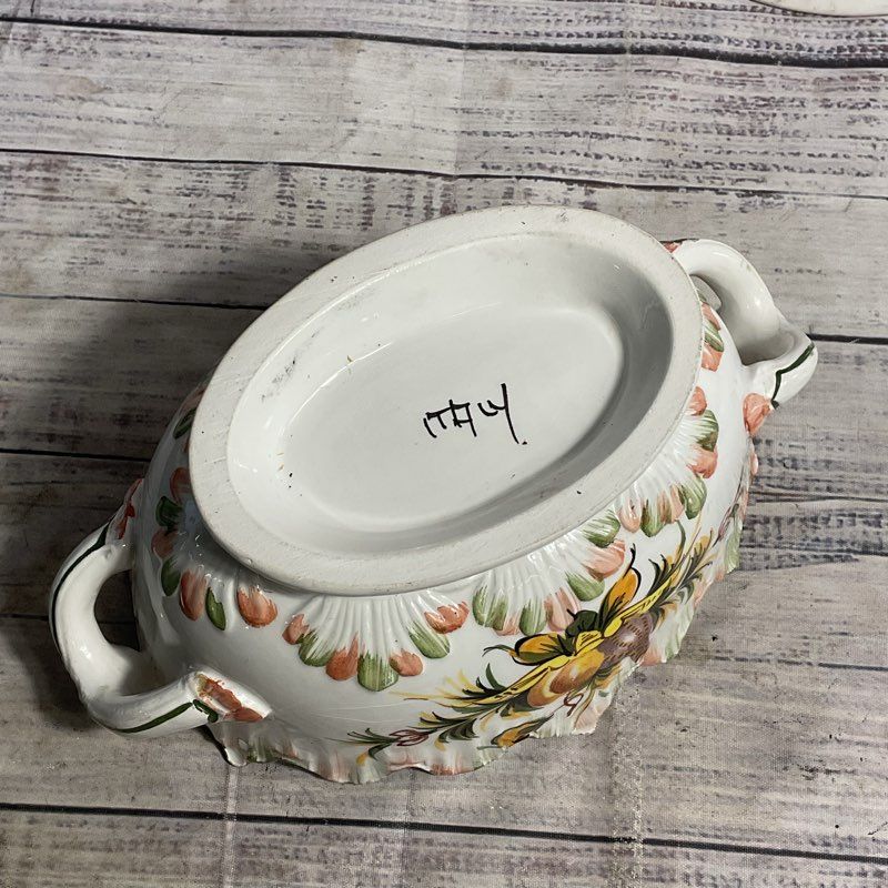 Vintage Hand Painted Floral Scalloped Rim Lidded Soup Tureen Made In Italy