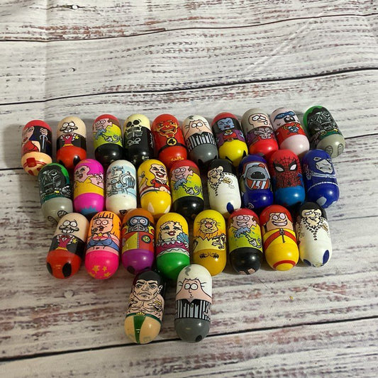 Lot of 29 Moose Toys Inc. MIGHTY BEANZ Beans