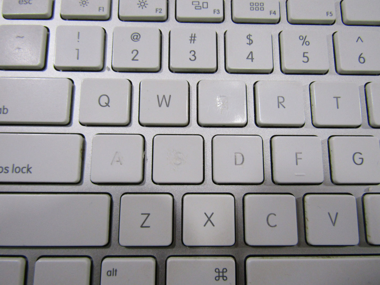 Set of 3 Apple Wireless Keyboards A1314