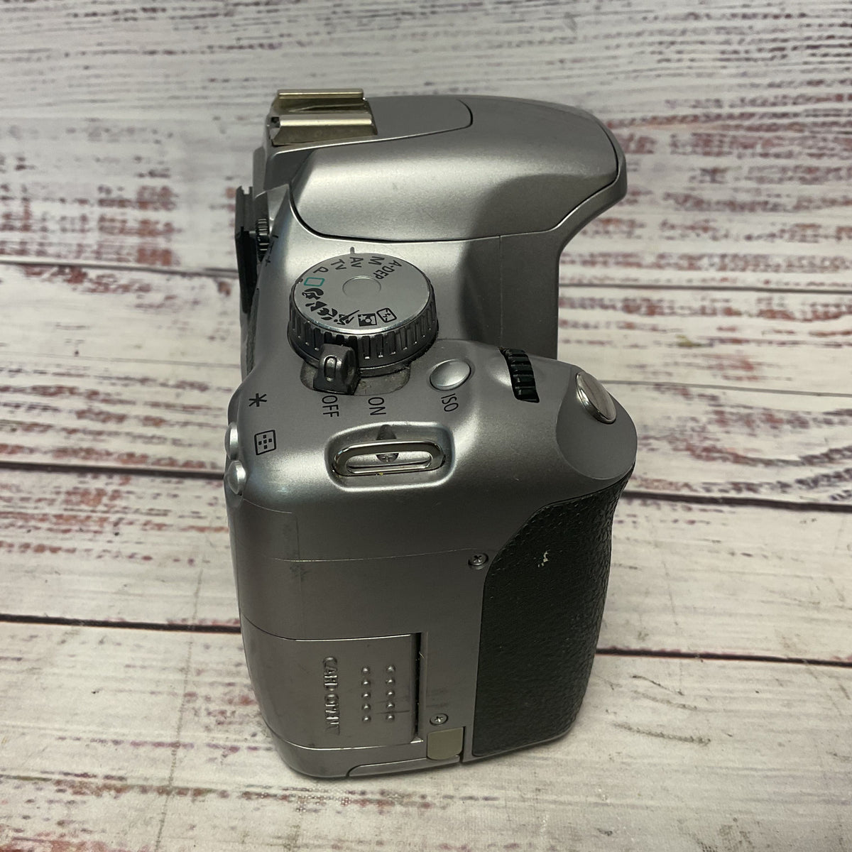 Canon EOS Rebel XSi 12.2mpl Silver Digital SLR Camera Turns On
