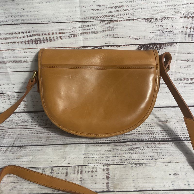 Vintage Y2K Guess Brown Leather Crossbody Saddle Bag Purse