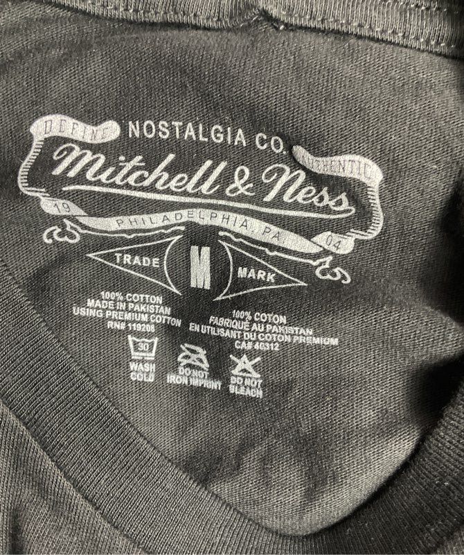 Mitchell & Ness Men's 50th Anniversary Hip-Hop Battle of the B-Boys Black M