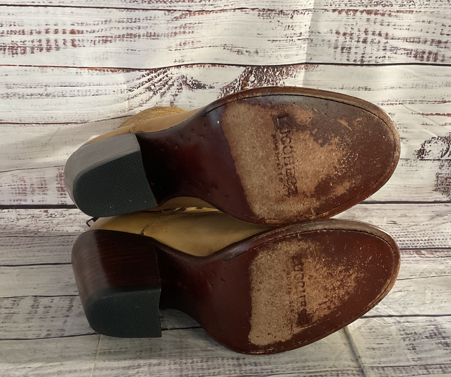 Lucchese Embroidered Eagle Wing Leather Ankle Booties Tan 7