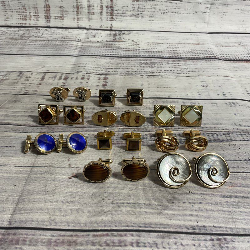 Lot of 10 Vintage Swank Gold Tone Metal Cufflink Sets