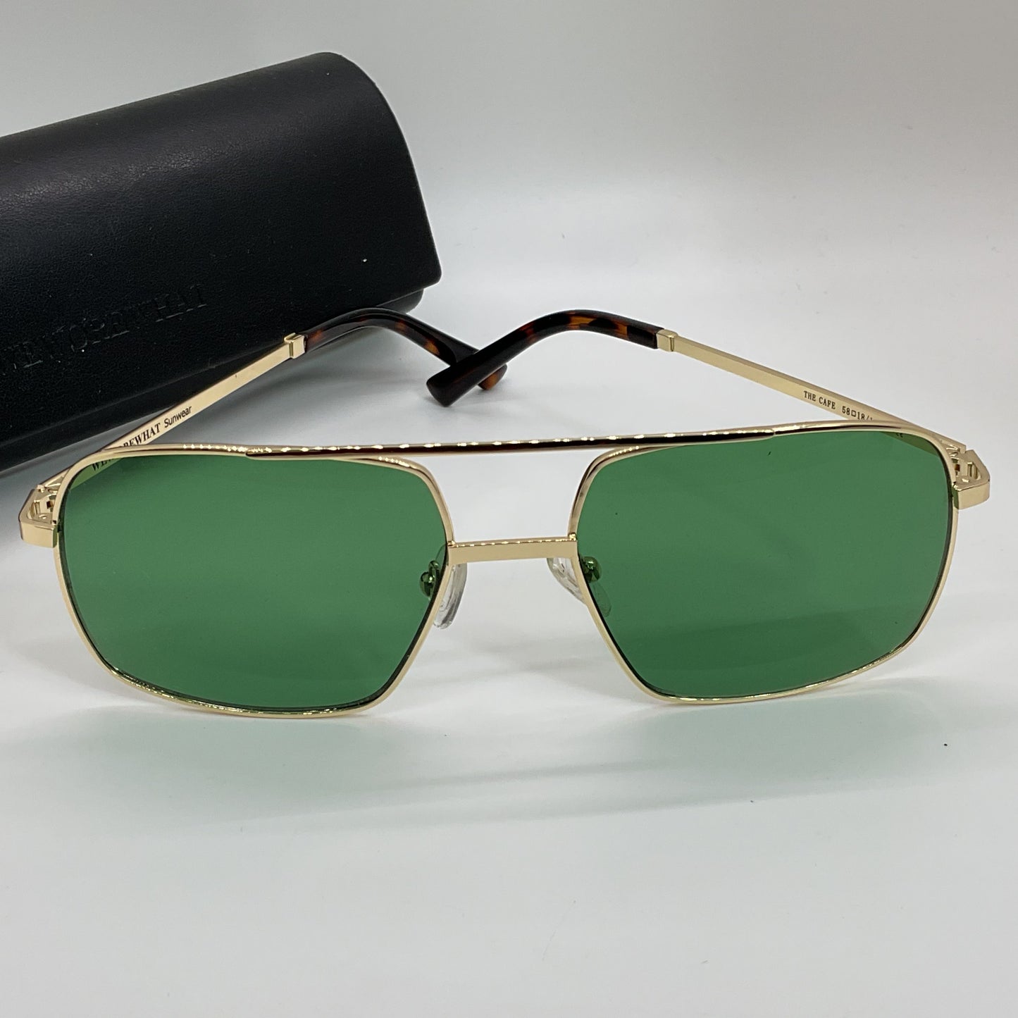 WE WORE WHAT Sunwear The Cafe Men's Gold Tone Aviator Sunglasses- 58[ ]18 136