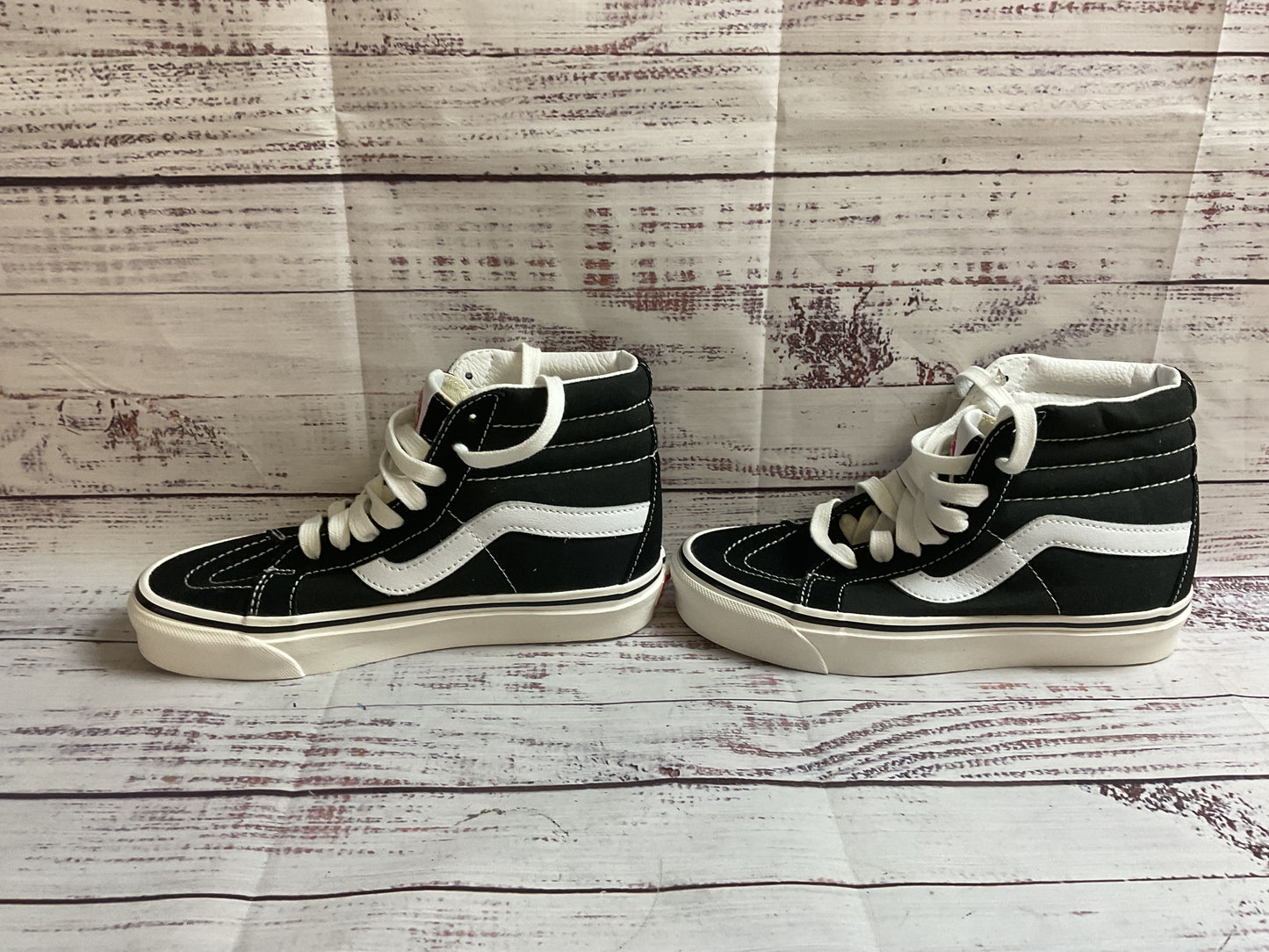 VANS Style 38 Black Sneakers Shoes Women 5.5