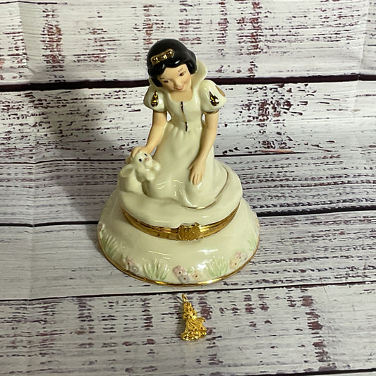 LENOX X DISNEY Treasures Snow White w/Charm Trinket Box
