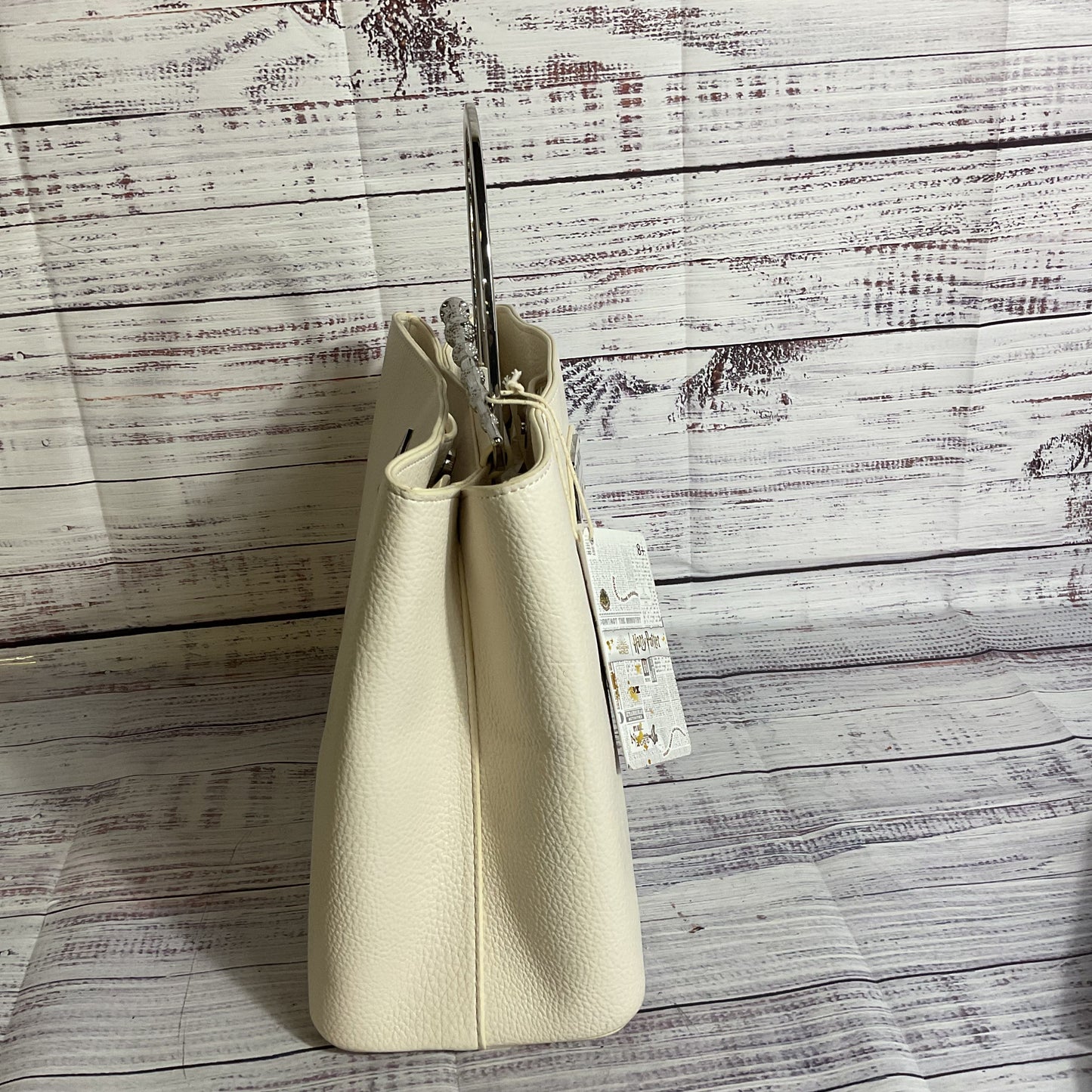 NWT LOUNGEFLY Harry Potter Deathfly Hallowe White Purse with Silver Elder Wand