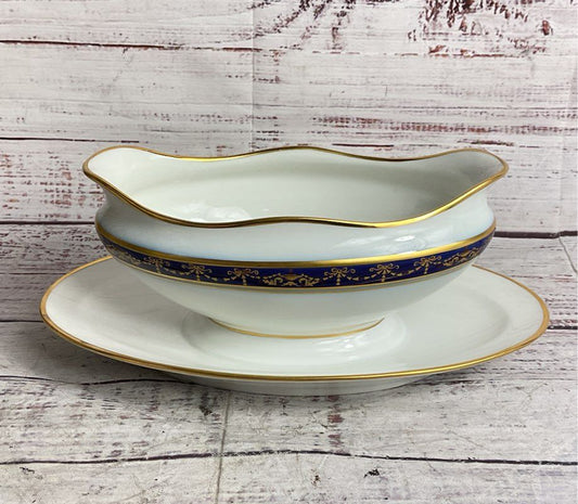 Richard Ginori 1735 Castello Gravy Boat with Attached Underplate White Blue